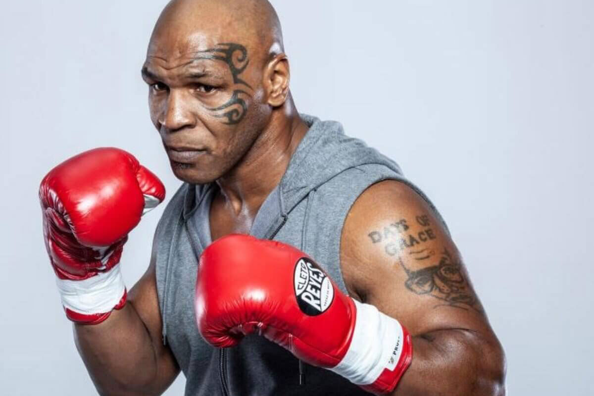 Mike Tyson Cleto Reyes